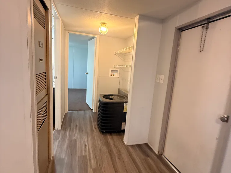 3323 Eastern Ave — Photo 12