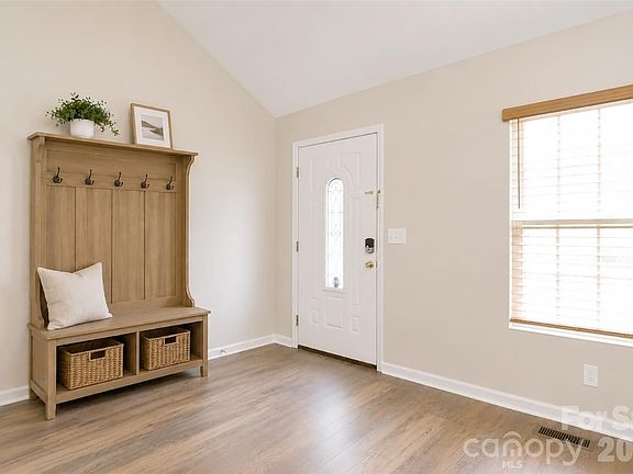 3rd image of 2041 Brantley Creek Dr