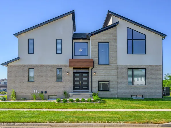 3741 Somerston Cres, London South, ON N6L 1K3