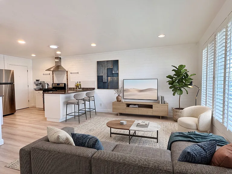 6557 E Osborn Rd #6 — Photo 12