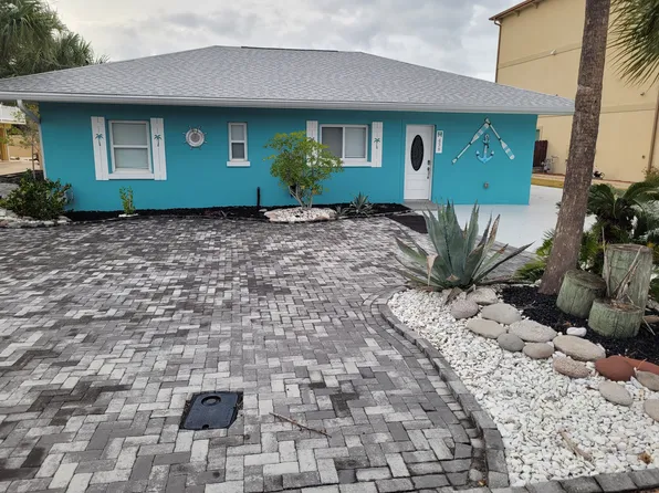 438 Cardinal Ave, Fort Walton Beach, FL 32548