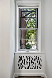 Sold by BREU CHURCHILL