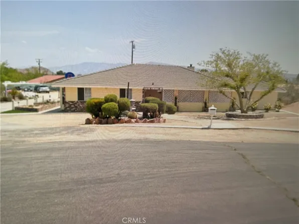 15435 Pirinda Rd, Apple Valley, CA 92307