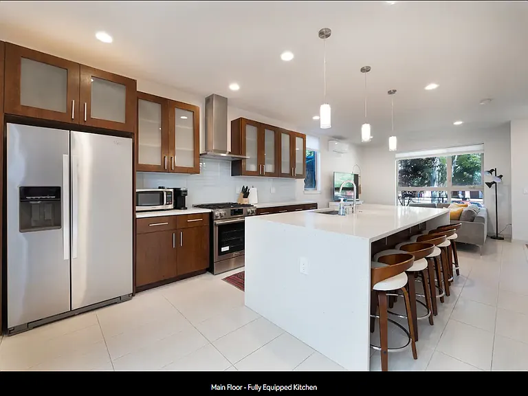 171 20th Ave — Photo 8