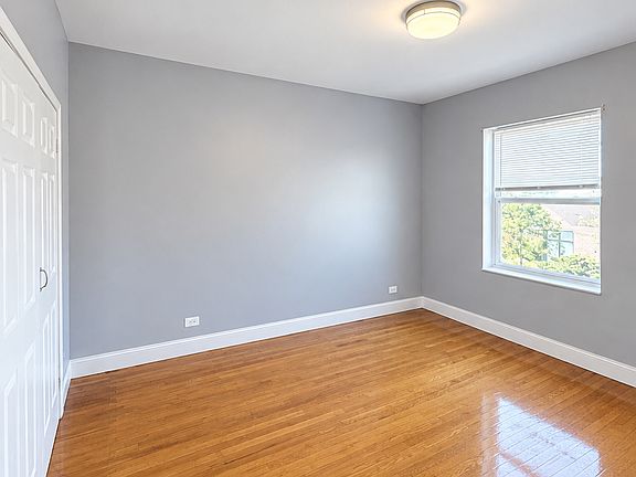 5th image of 4165 S Archer Ave #204