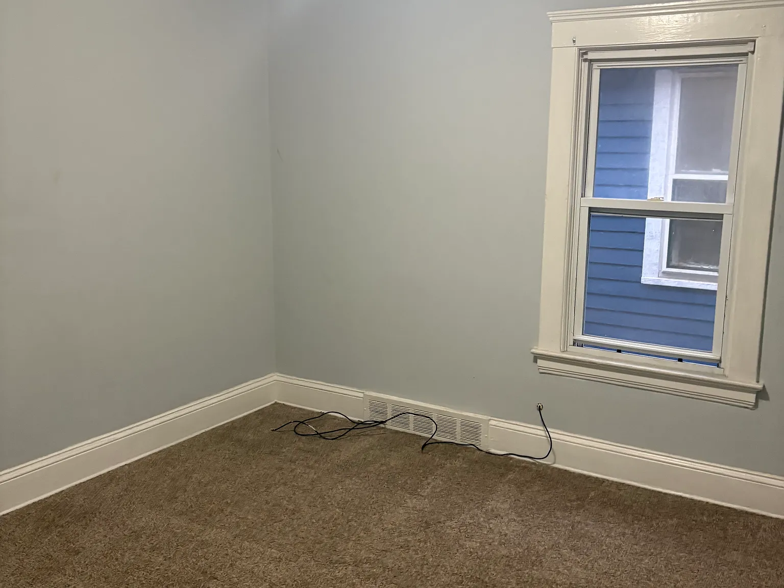 3 bed, 1400 sqft, $1,250 — Photo 3