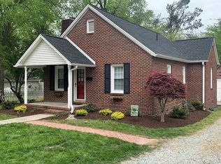 312 W Gordon St, Roxboro, NC 27573