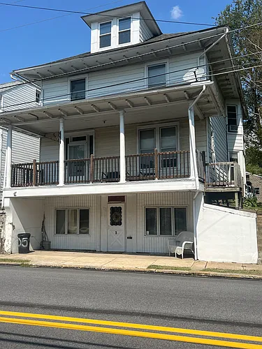 3505 Saint Lawrence Ave #1 Photo 1