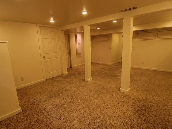 2nd image of 1465 Ponderosa Dr