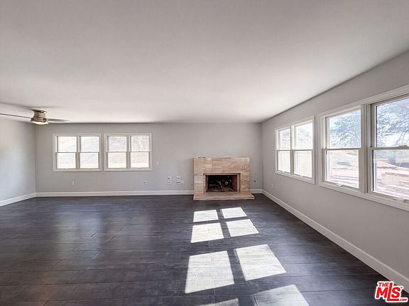 3rd image of 11569 Viking Ave