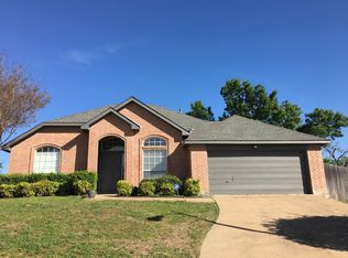 8525 Spinnaker Cv, Rowlett, TX 75089