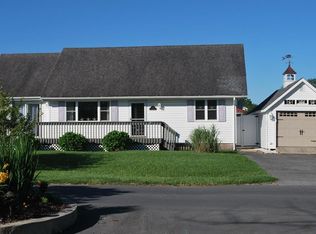 2 S Horseshoe Dr, Ocean View, DE 19970
