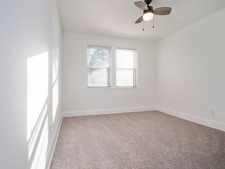 2493 Fairway — Photo 16