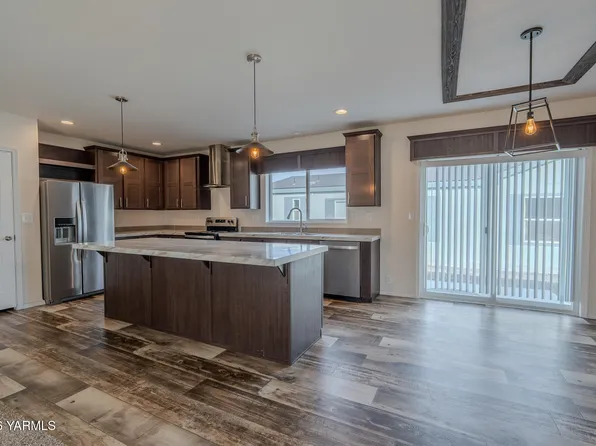2802 S 5th Ave #21, Yakima, WA 98903