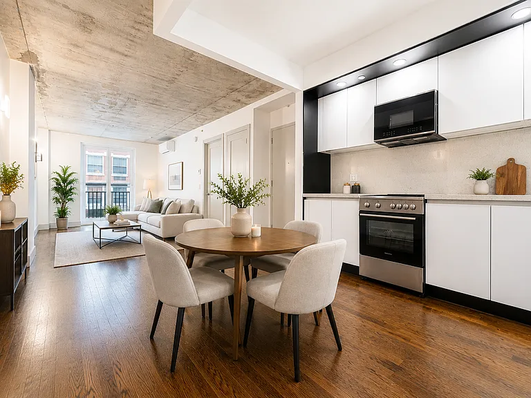 154 Lenox Rd #3D — Photo 1