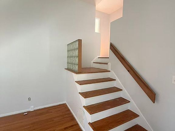 2nd image of 56 Convent Rd