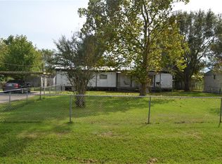 24 County Road 726, Angleton, TX 77515