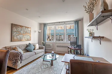 Rented by Bond New York