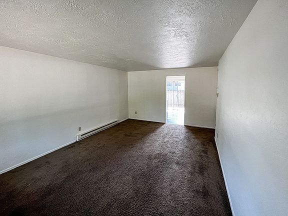 5th image of 2512 Honeysuckle Way NE #2514