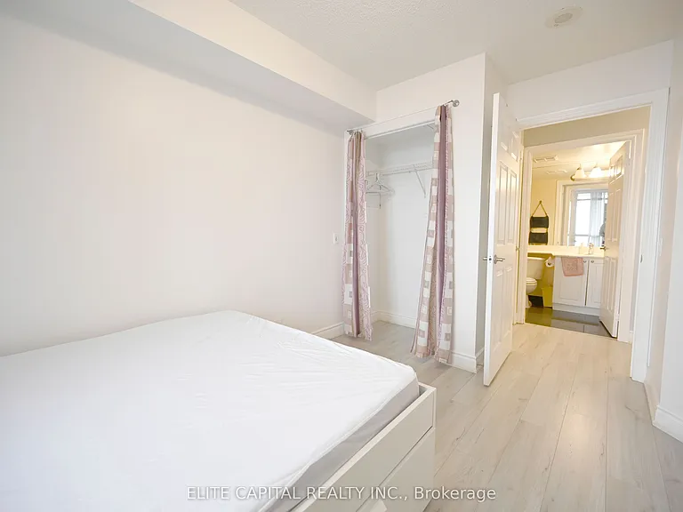 78 Harrison Garden Blvd #2004 — Photo 11