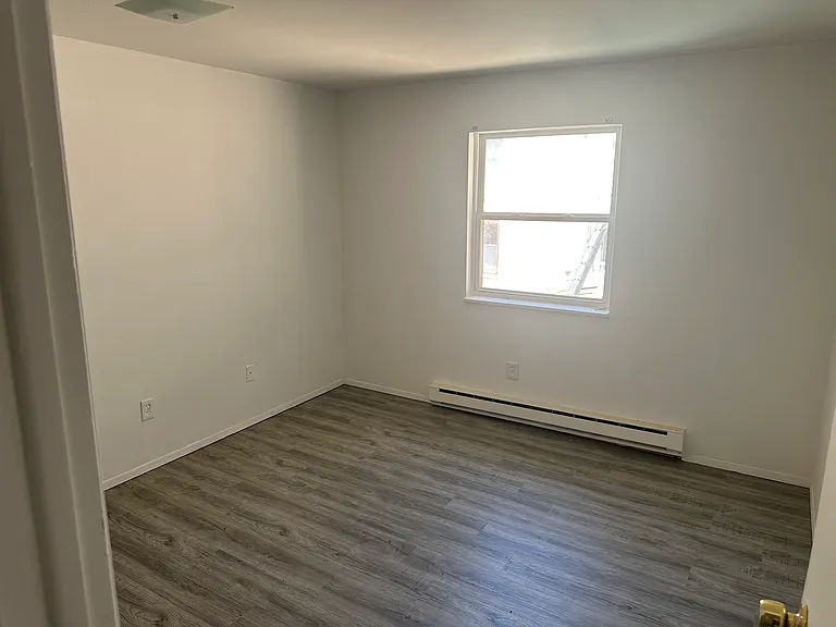 4476 3rd St #C — Photo 3