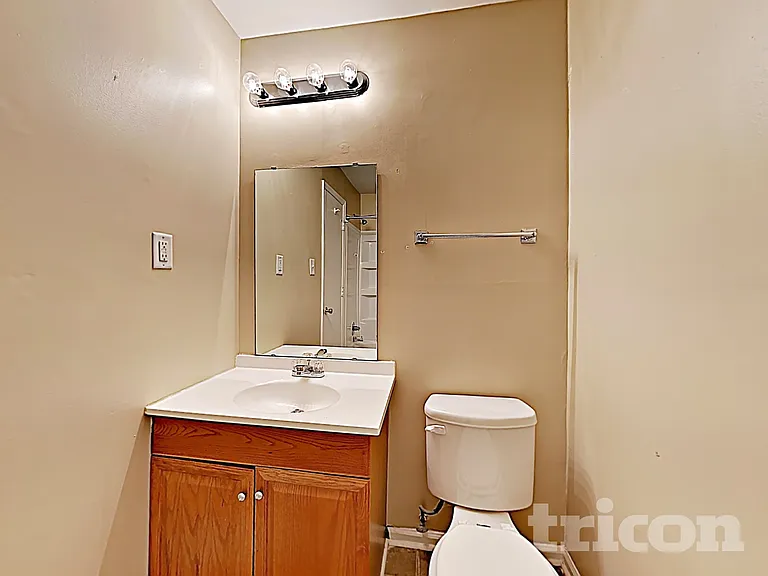 6311 Coach Hill Ln — Photo 15