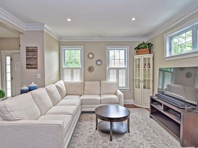 372 Main St #1, Charlestown, MA, 02129