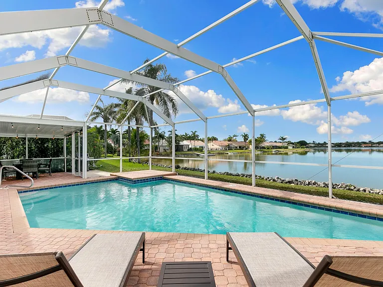 7359 Mill Pond Cir — Photo 14