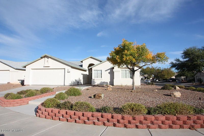 1st image of 8947 N Bottlebush Ln