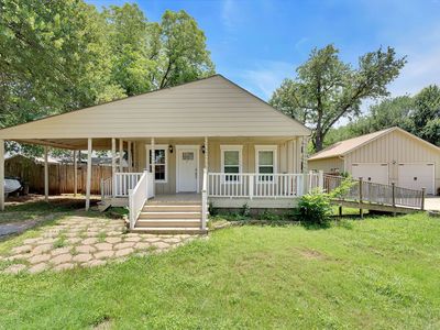 506 Redbud Ln, Grapevine, TX, 76051