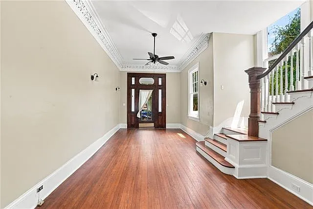 2 bed, 2.5 bath, 1800 sqft, $2,100 — Photo 3