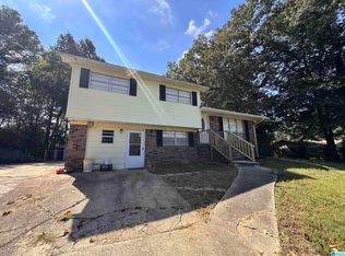 513 Lynnwood Cir, Birmingham, AL 35217