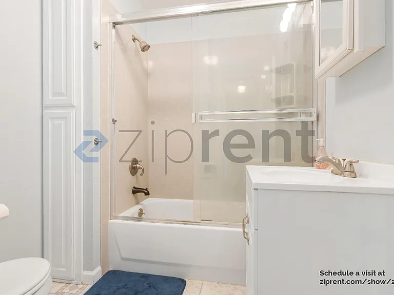 6088 Tourraine Dr — Photo 15