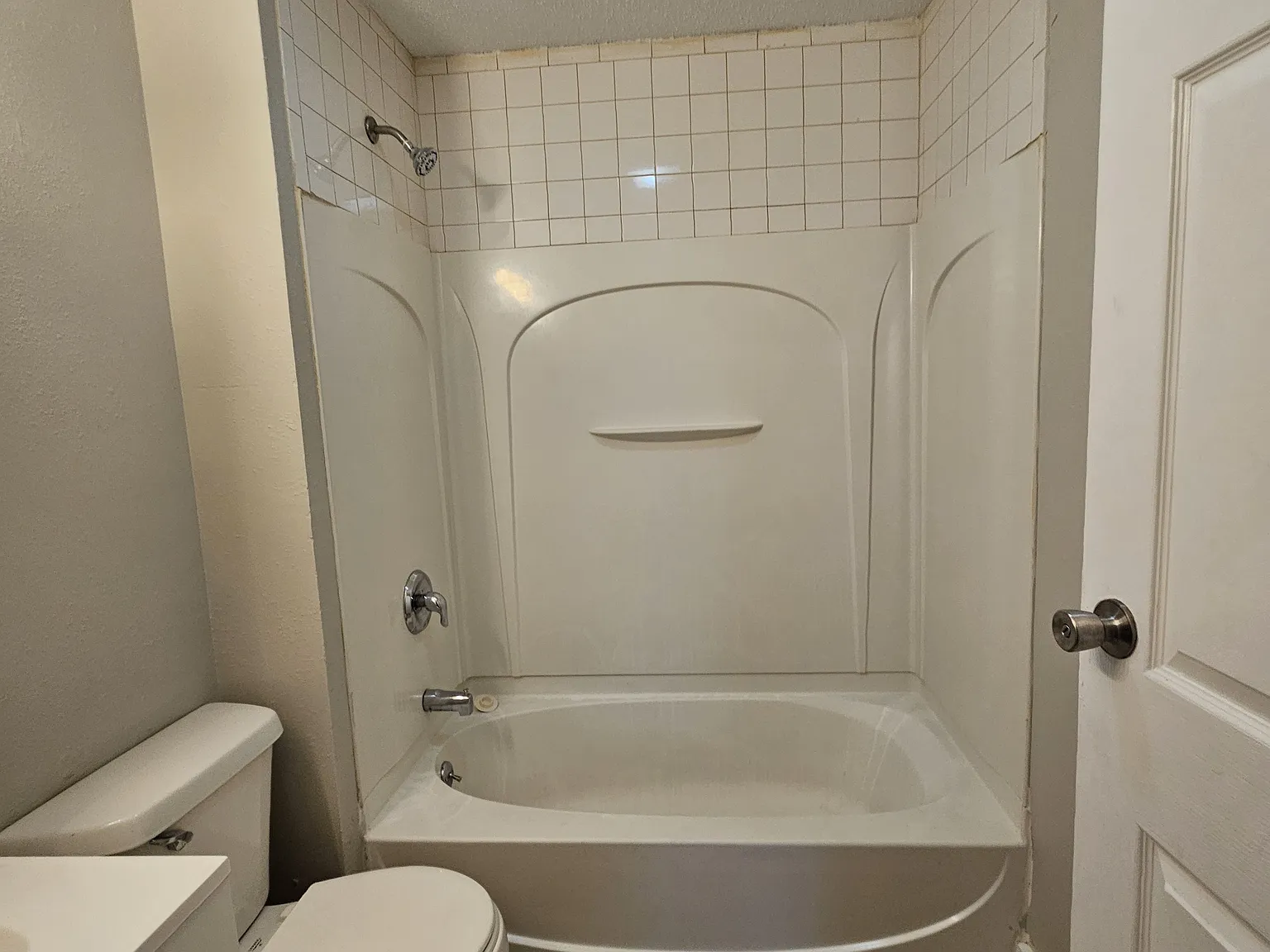 3 bed, $1,650 — Photo 3
