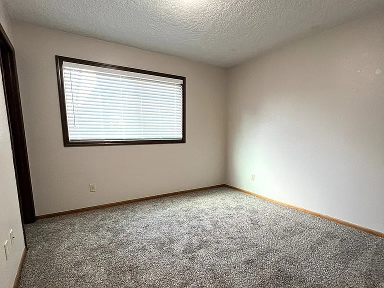 2045 Tibbetts Dr — Photo 26