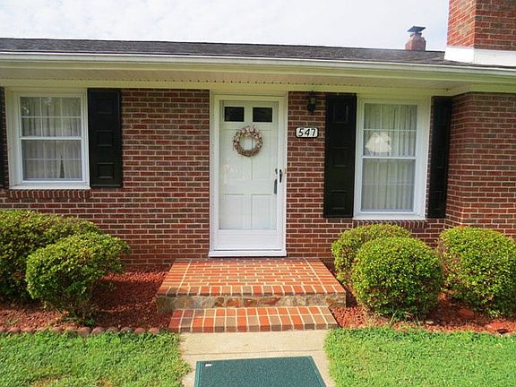 3rd image of 547 Westover Dr
