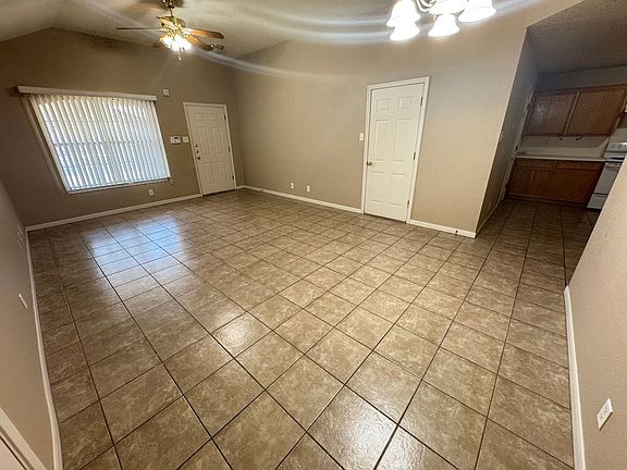 5th image of 4807 John David Dr #B