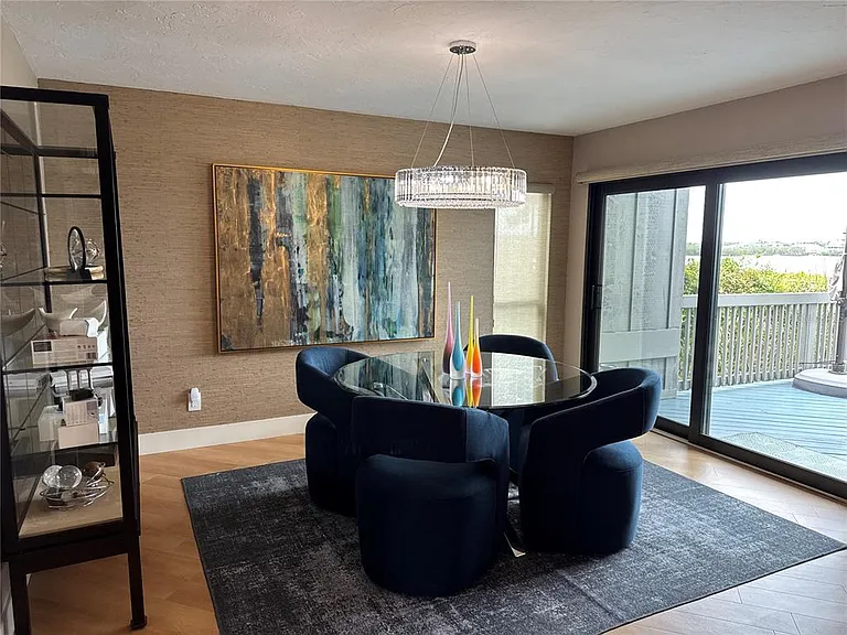 1323 Landings Dr #12 — Photo 19