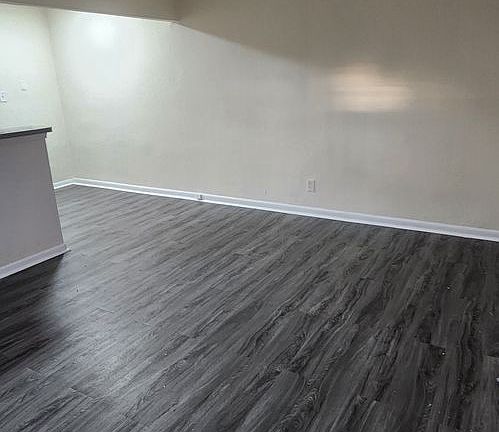 3rd image of 75 N Morton Ave #2A
