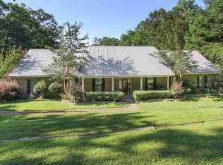 439 Point Dr, Brandon, MS 39047
