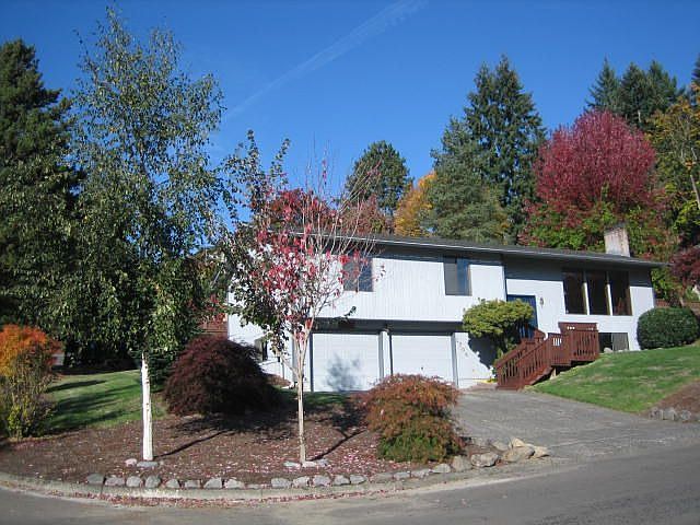 1st image of 2708 NE 110th St