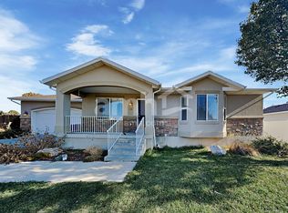 96 N 1660 W, West Pt, UT 84015