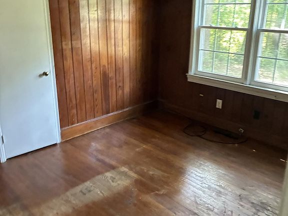 3rd image of 311 W Williamson Street