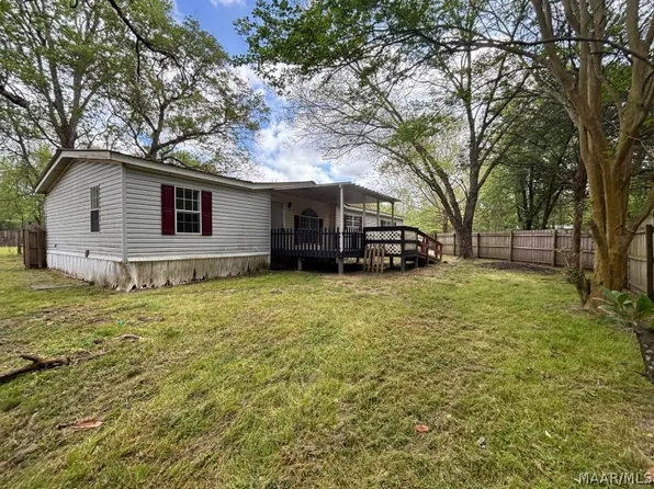 35 Callon St, Coosada, AL 36020