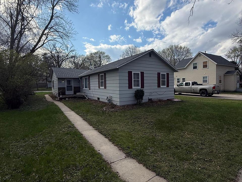 1st image of 1416 7th St SW