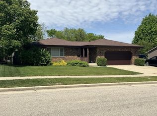 8610 45th Ave, Kenosha, WI 53142