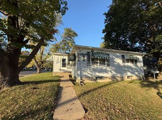 2060 N Water St, Decatur, IL 62526