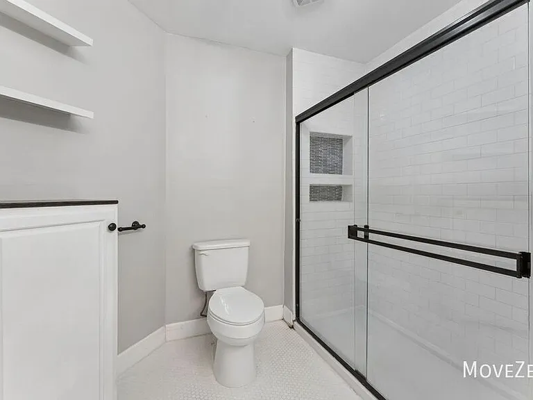 134 Sanair Ct — Photo 11