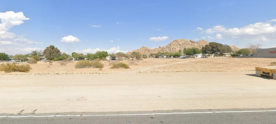 1st image of 170th & Park Valley