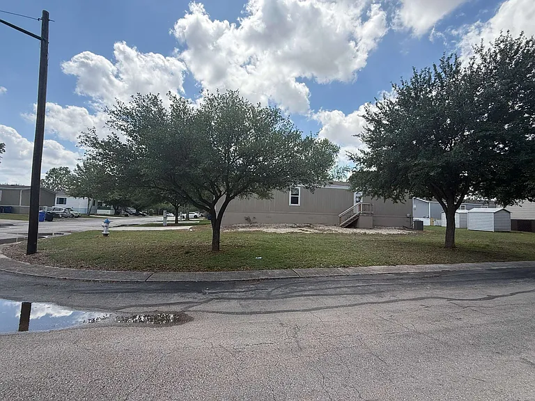2224 Raysbad Ct — Photo 8
